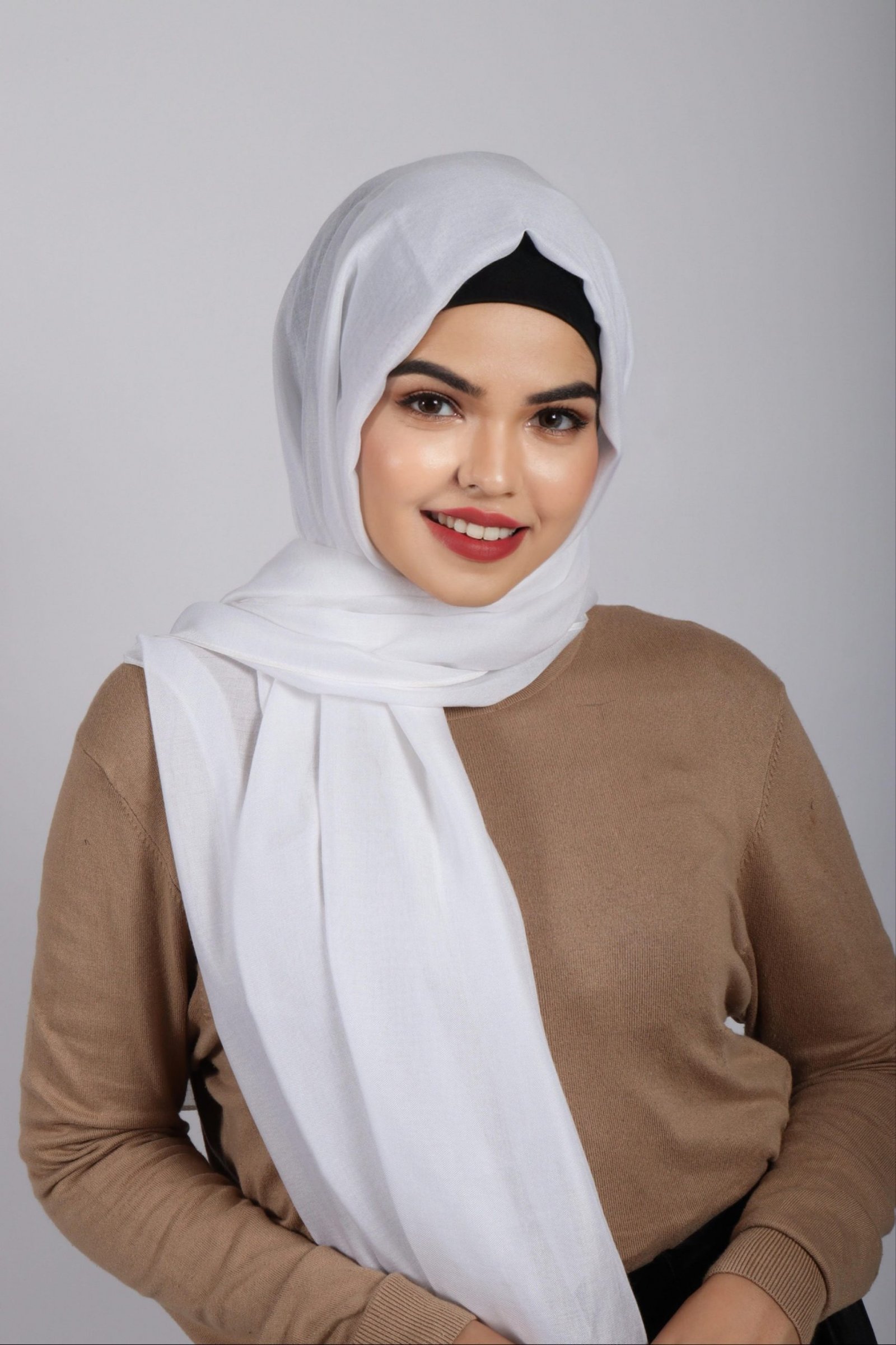 White Modal Hijab - Image 2