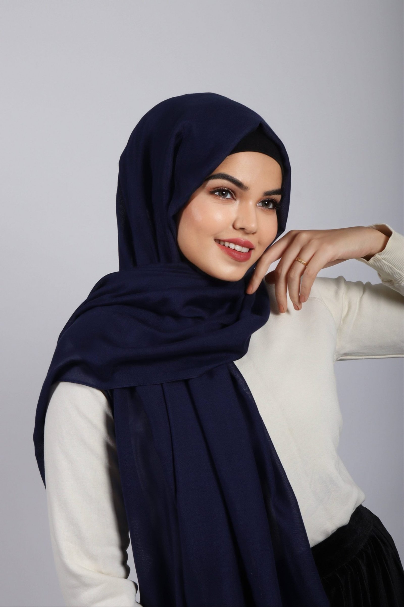Blue Modal Hijab - Image 2
