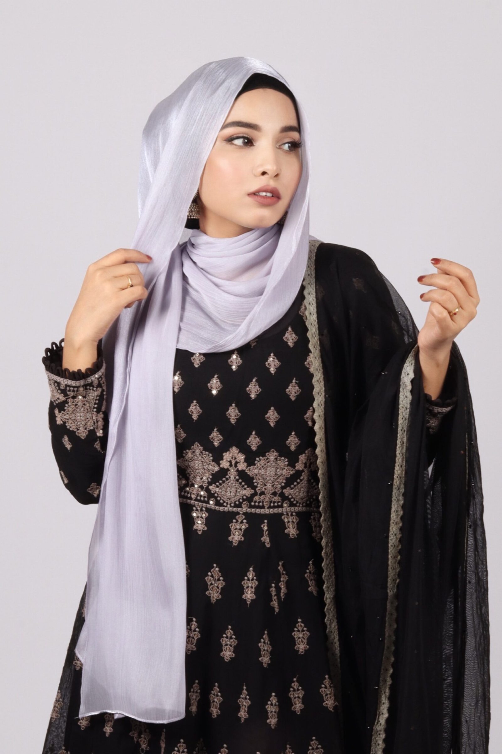 Haze Organza Shimmer Hijab - Image 2
