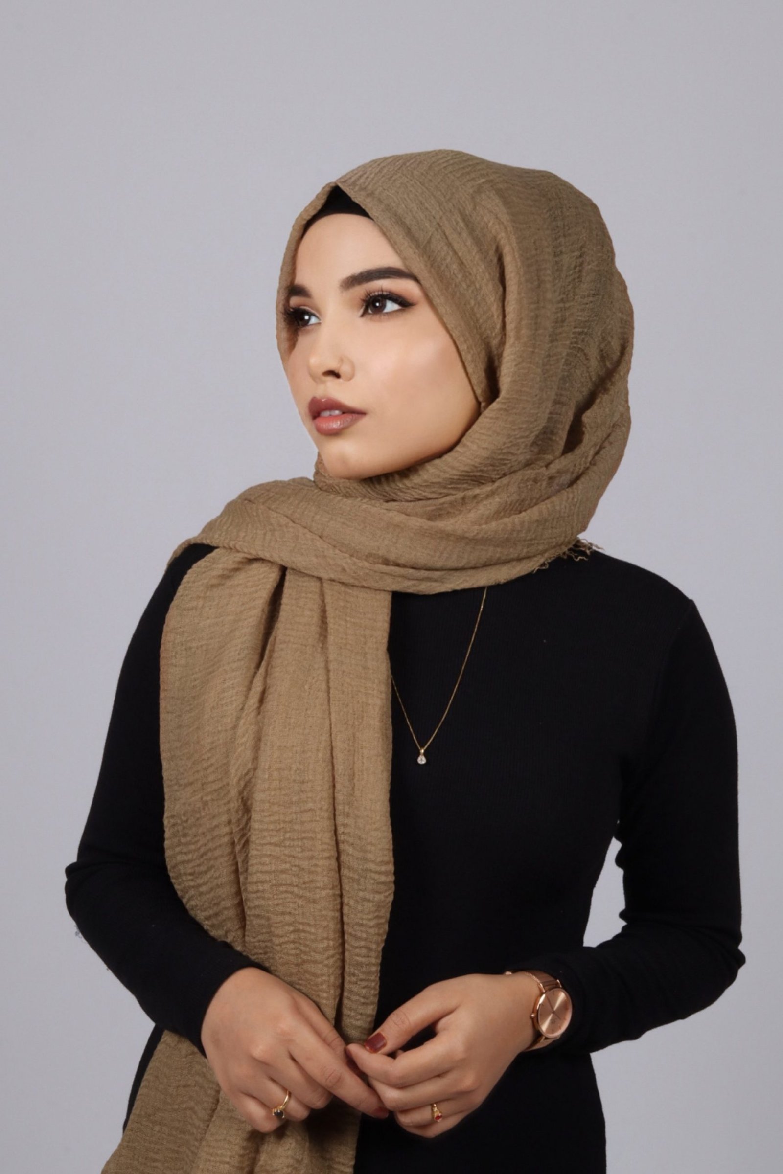 Desert Sand Crinkled Cotton Hijab - Image 2