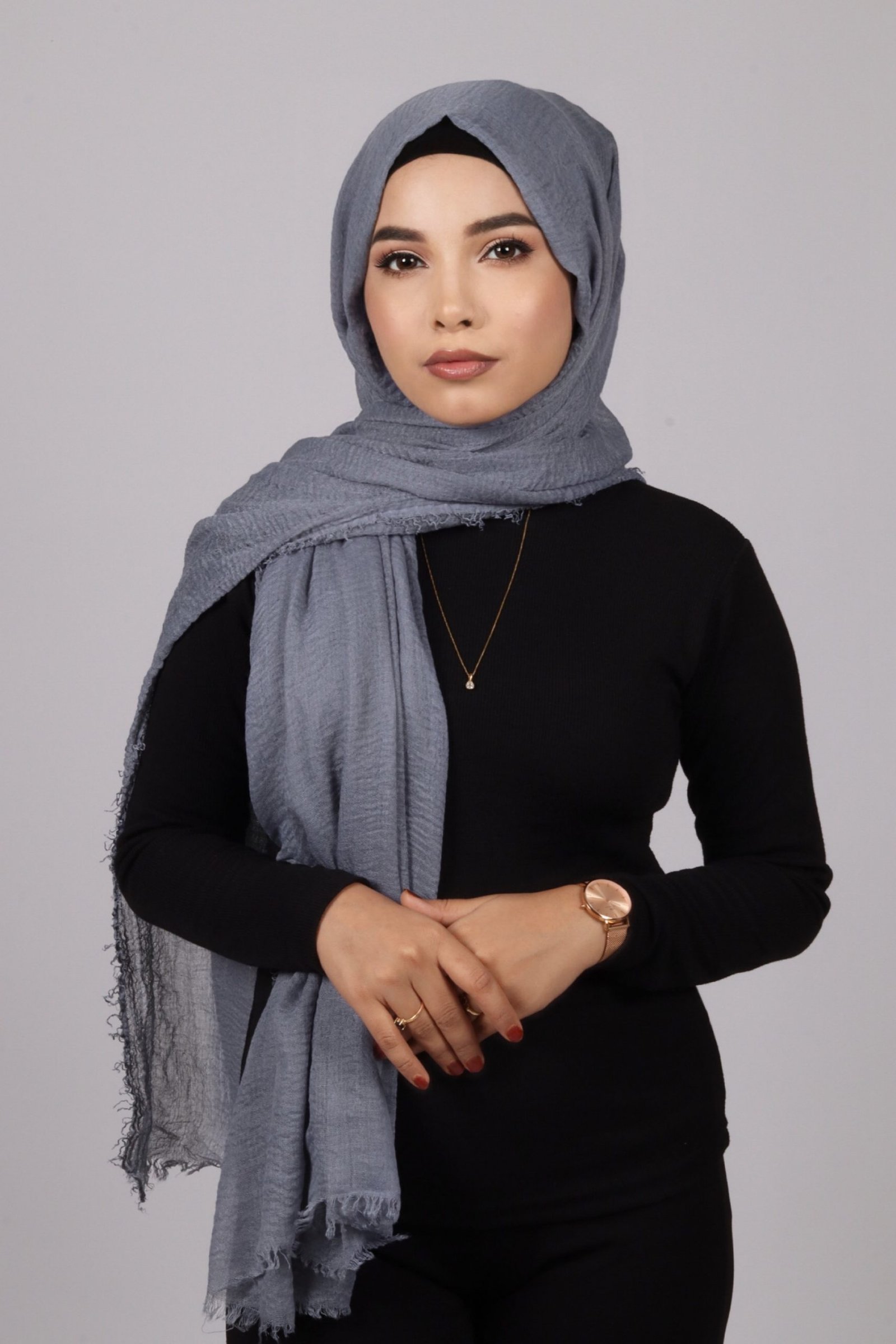 Blueberry Crinkled Cotton Hijab - Image 2