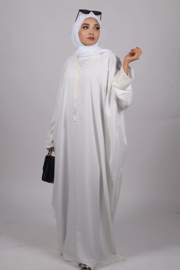 256D9941-2B9E-40DC-87D7-1248D868F717 Safa Premium Nida Pristine White Emirati Kaftan For Umrah
