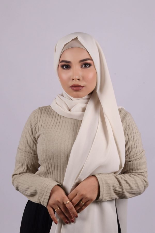 42B2C7D4-9AE9-42F5-9434-8D7245D9A684 Vanilla Salt Premium Chiffon Hijab