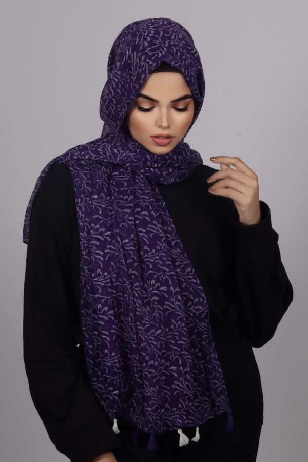 0AC76DD1-0BD1-485A-974A-481737C78566 Love Cotton Floral Hijab