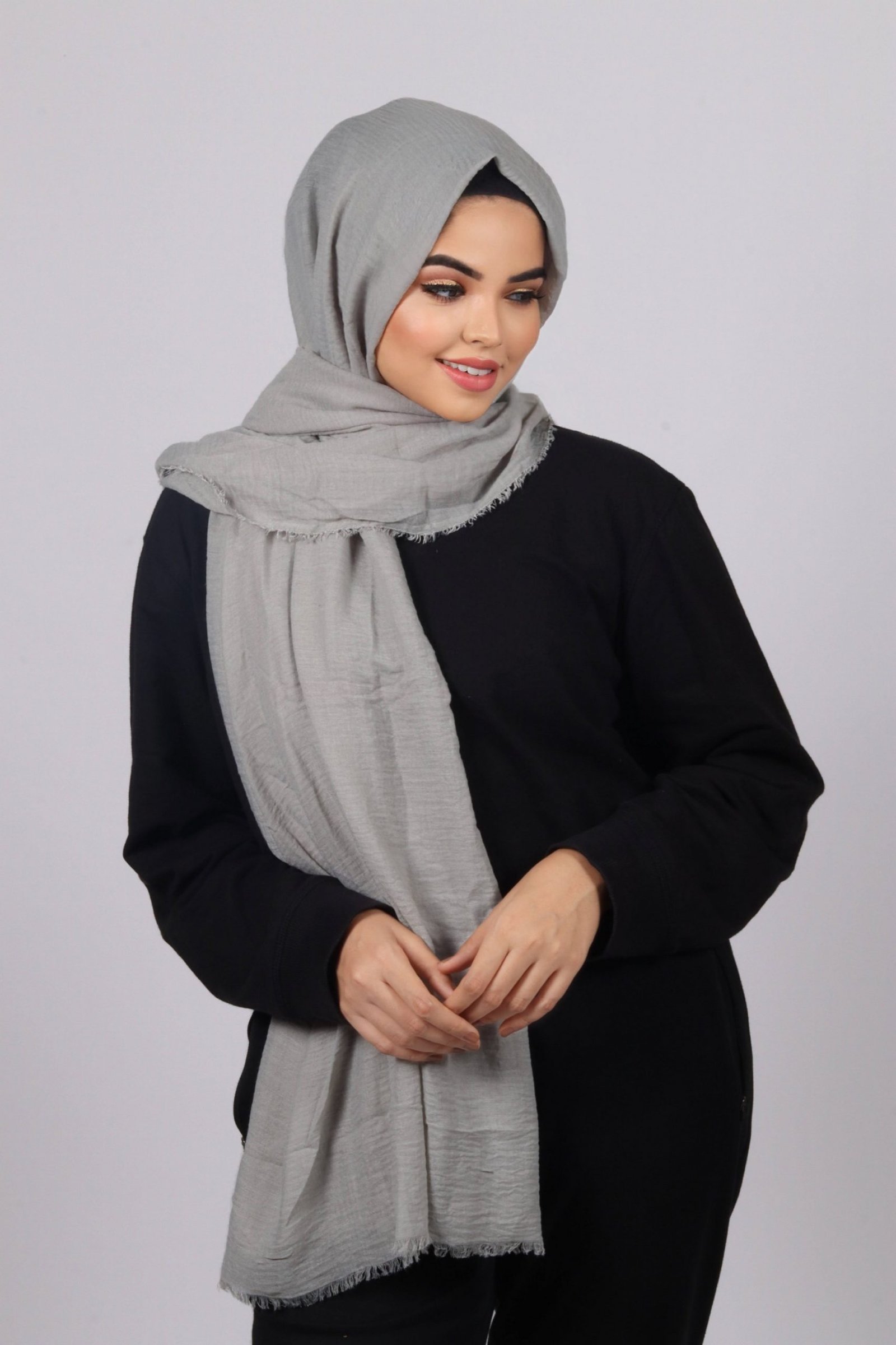 Ash Premium Crinkled Cotton Hijab - Image 2