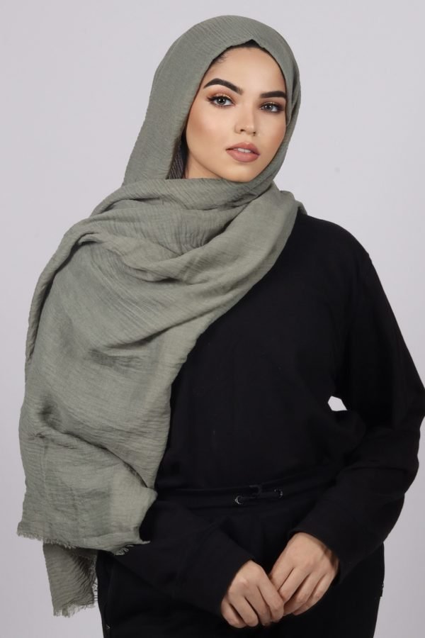ADC1B66A-C680-4972-9845-F1BF0E10B569 Winter Premium Crinkled Cotton Hijab