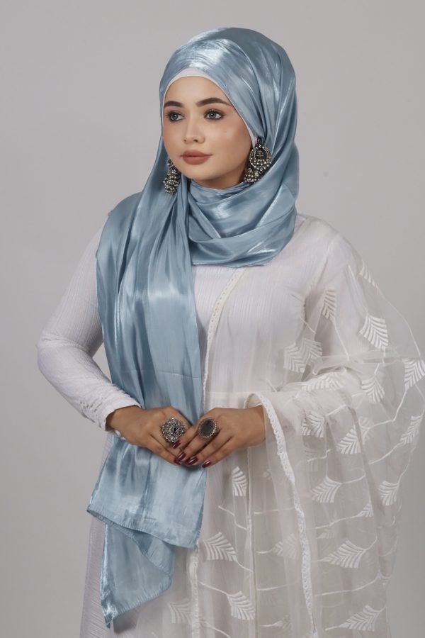 19E037E0-E08F-4C7E-9A82-E194823CD1B7 Bubble Blue Premium Organza Hijab